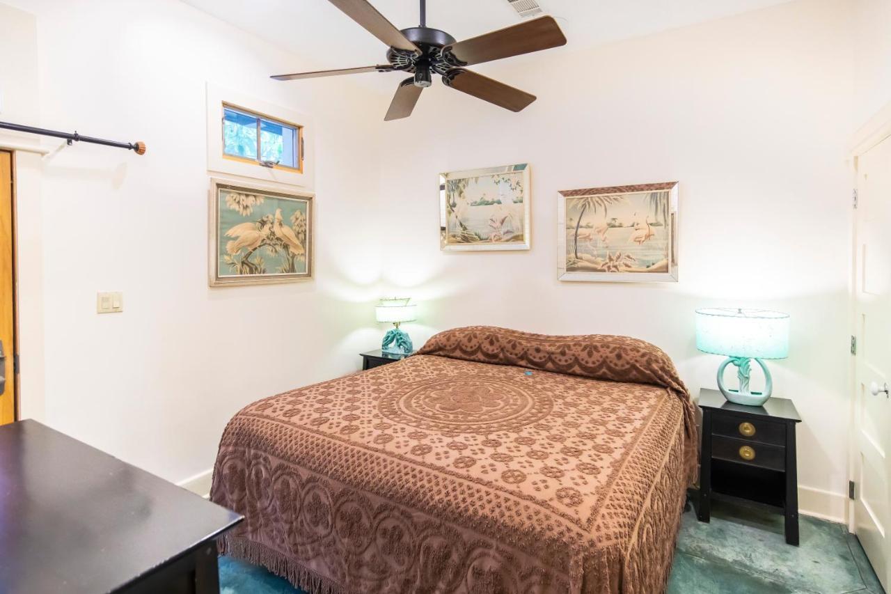 Hibiscus Coffee & Guesthouse Grayton Beach Exterior foto
